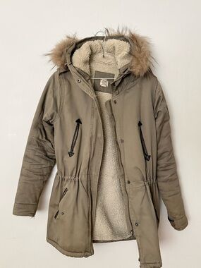 Karl Marc John Sherpa-Lined Hooded Puffer Parka with Real-Fur Trim - Khaki